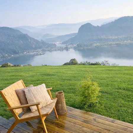 בית נופש With Panoramic Aptafjord Views *