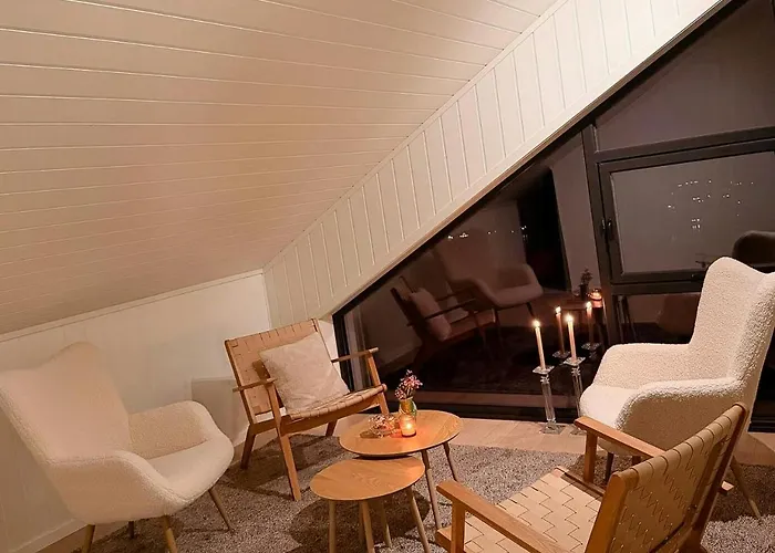 With Panoramic Aptafjord Views Semesterbostad Farsund